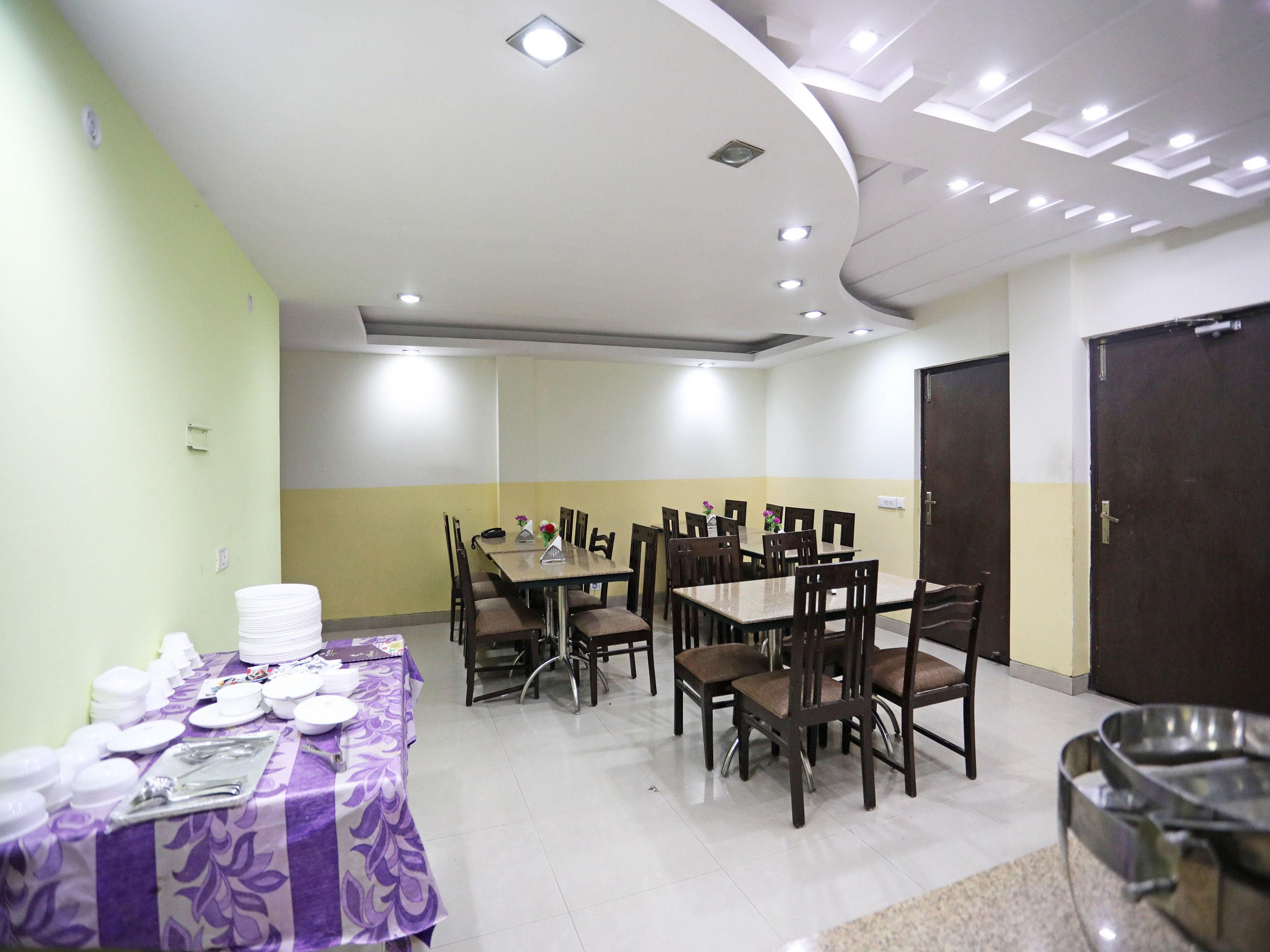 Hotel The Rts Plaza Neu-Delhi Exterior foto