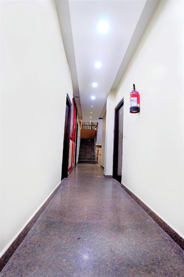 Hotel The Rts Plaza Neu-Delhi Exterior foto
