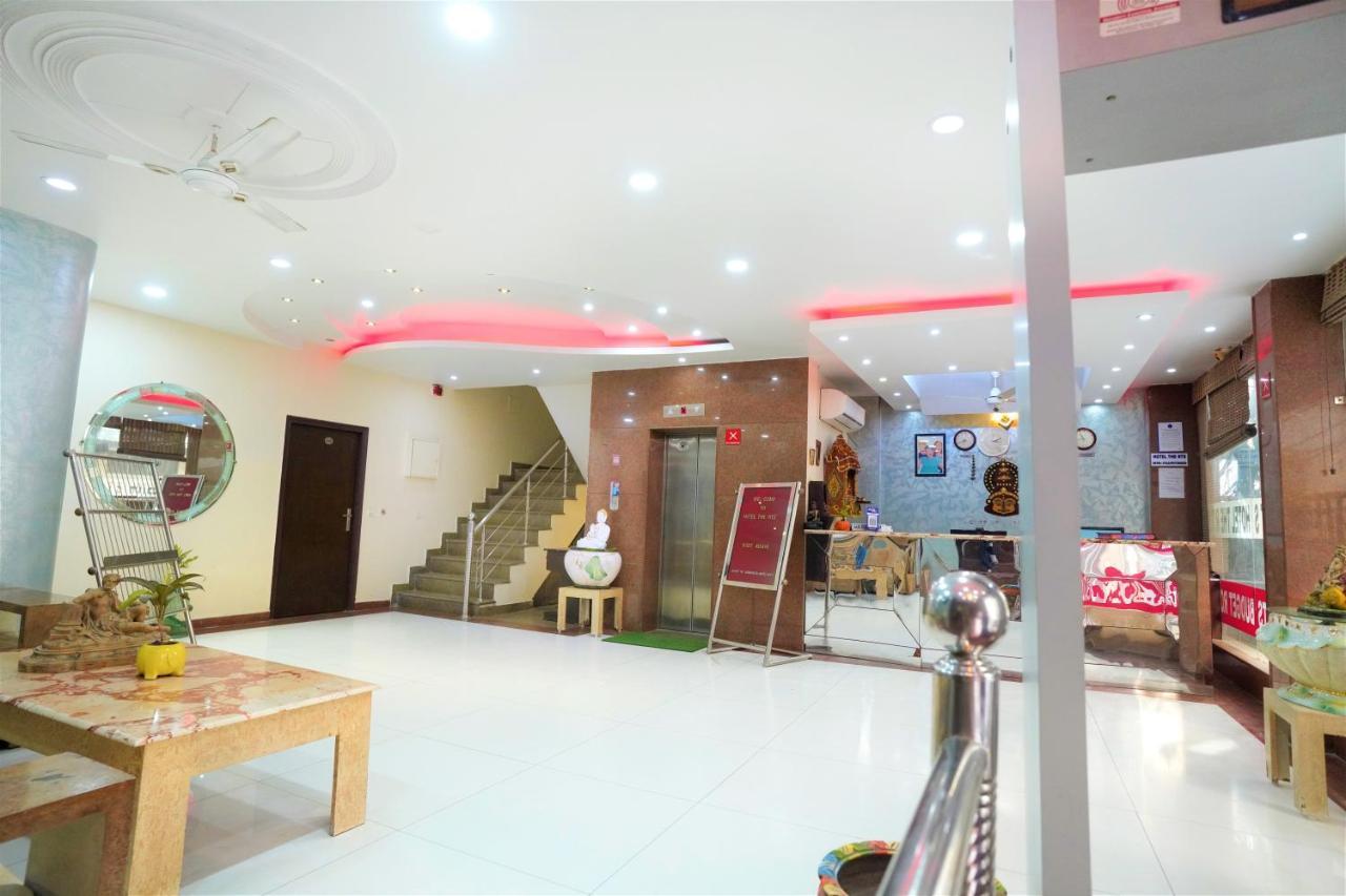 Hotel The Rts Plaza Neu-Delhi Exterior foto
