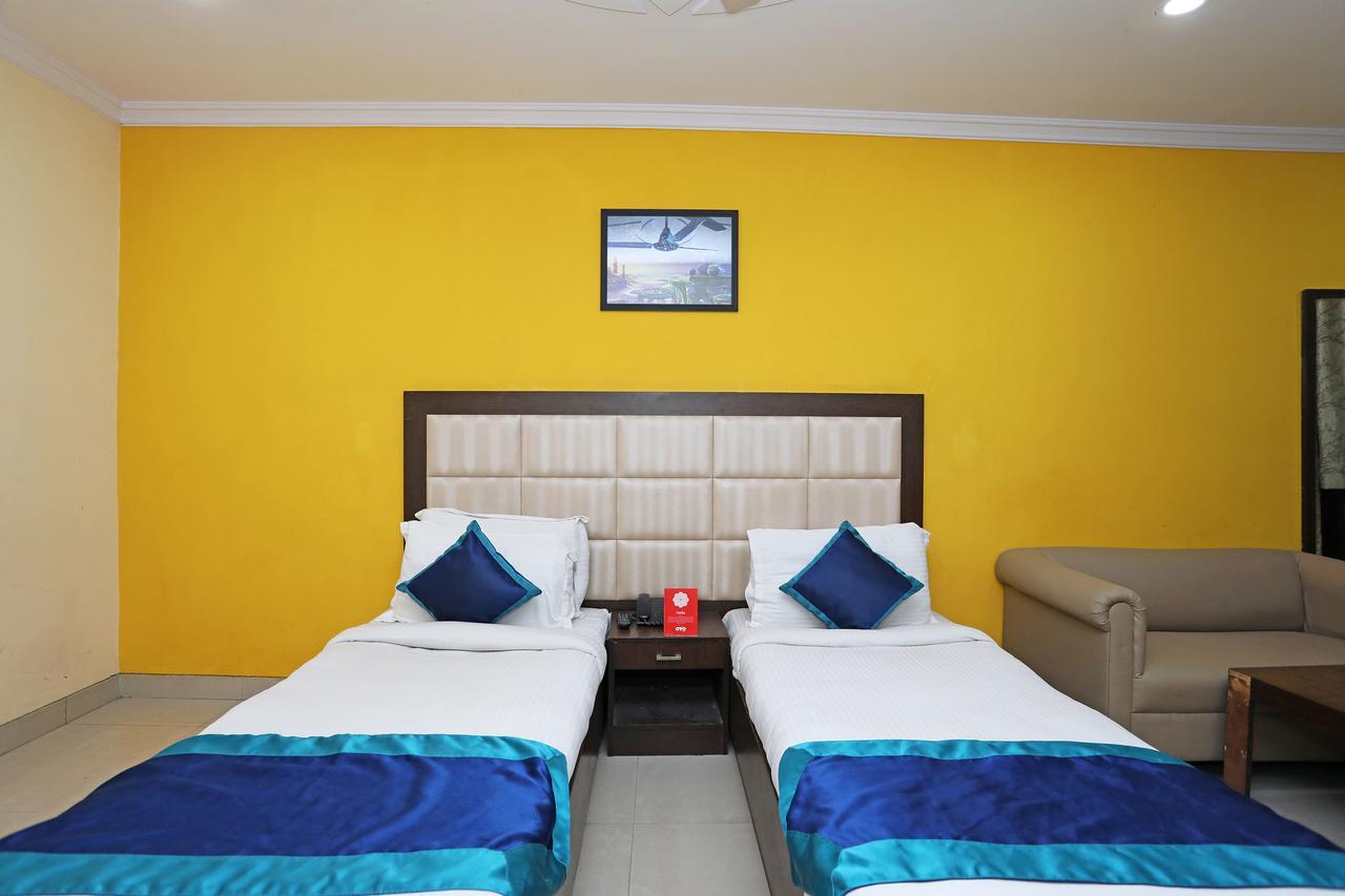 Hotel The Rts Plaza Neu-Delhi Exterior foto